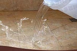 武隆漏水维修 免砸砖防水材料该如何施工